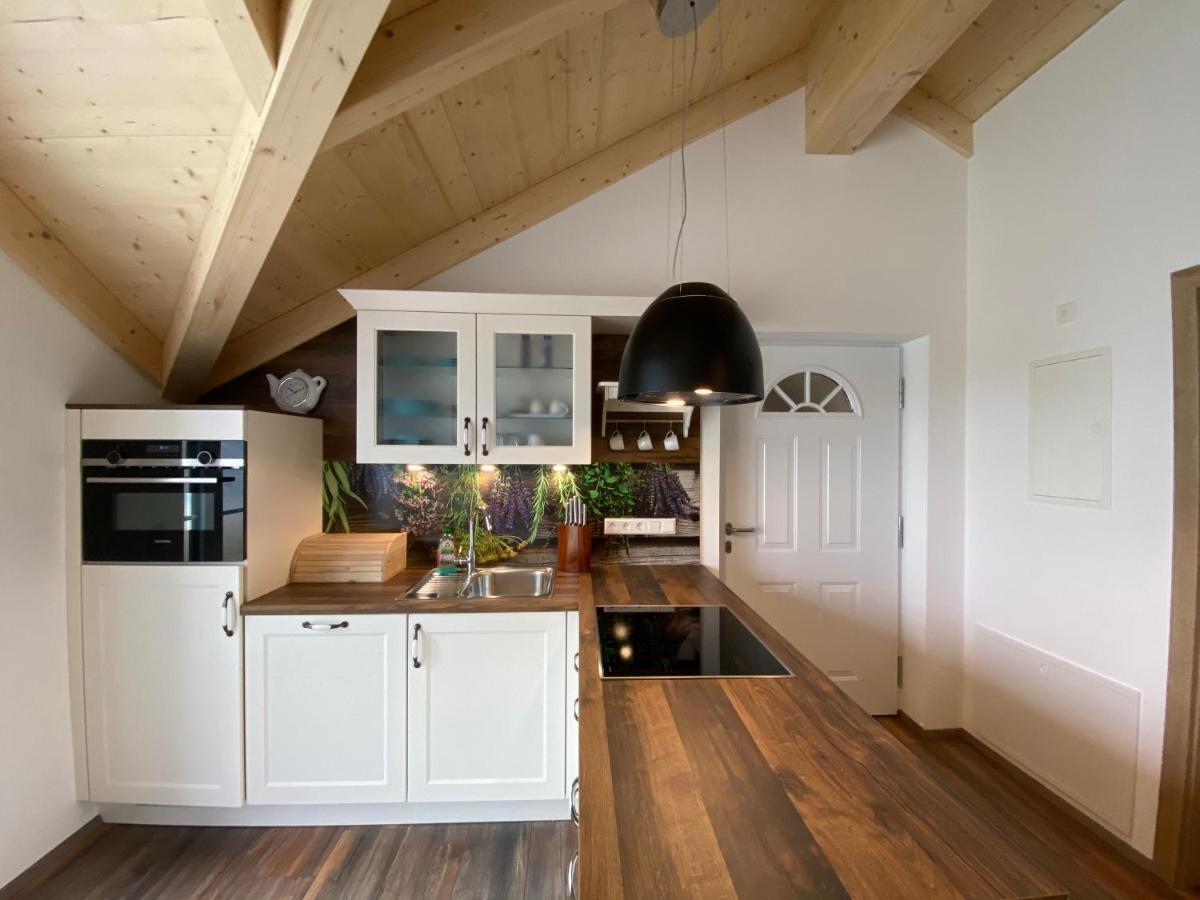 Apartments Edelweiss & Enzian - Gaestehaus Zum Fuchs Hermagor-Pressegger See Eksteriør bilde
