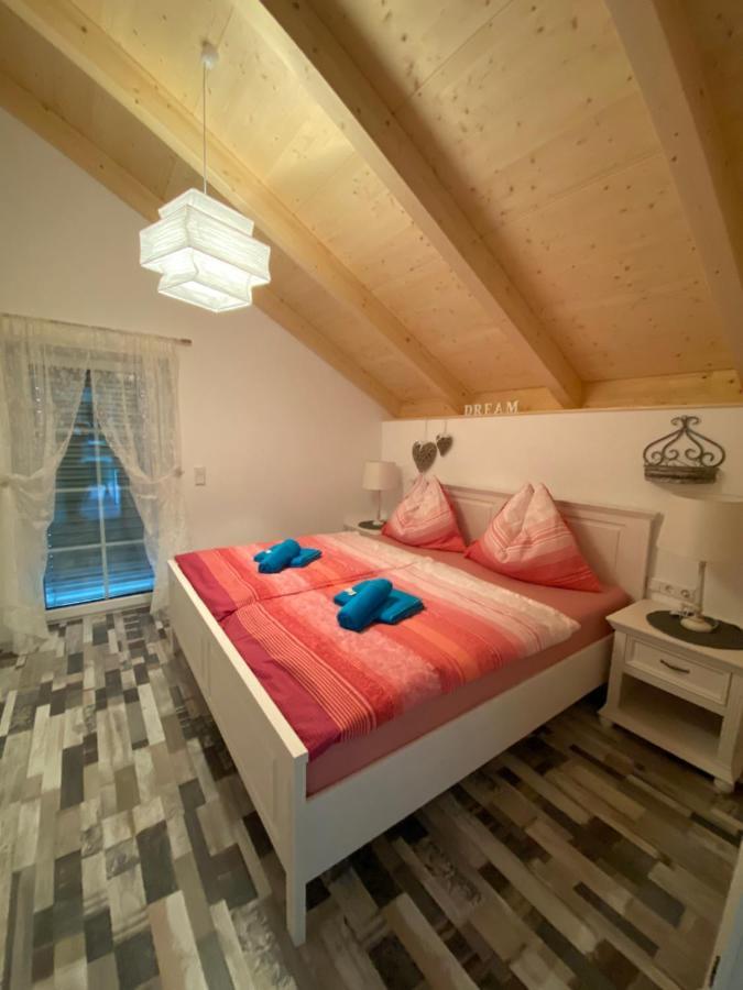 Apartments Edelweiss & Enzian - Gaestehaus Zum Fuchs Hermagor-Pressegger See Eksteriør bilde