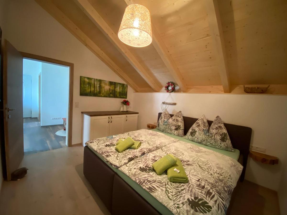 Apartments Edelweiss & Enzian - Gaestehaus Zum Fuchs Hermagor-Pressegger See Eksteriør bilde
