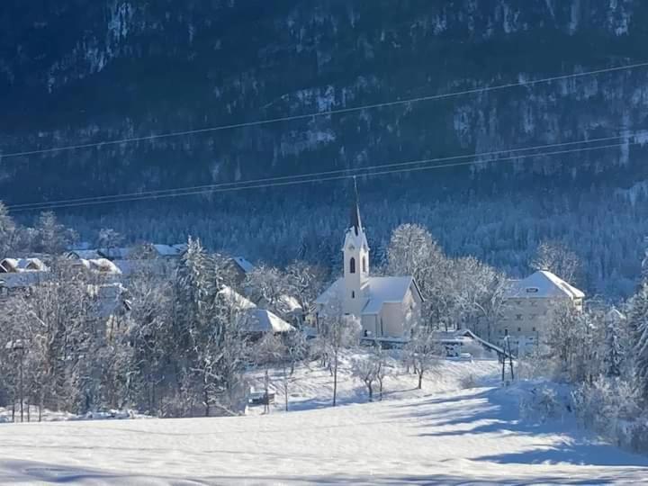 Apartments Edelweiss & Enzian - Gaestehaus Zum Fuchs Hermagor-Pressegger See Eksteriør bilde
